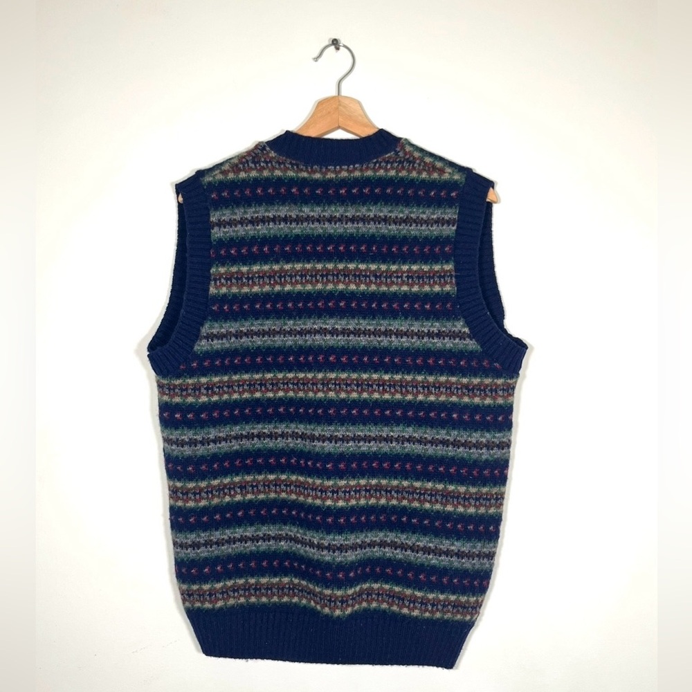 LL BEAN VINTAGE FAIR ISLE SHETLAND WOOL V-NECK SWEATER VEST SIZE M MADE IN UK - Picture 2 of 5